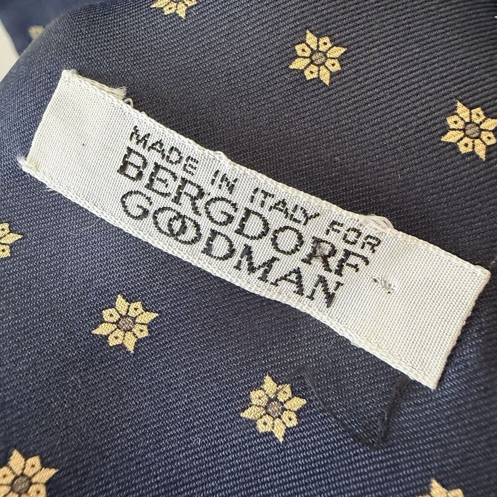 Vintage Bergdorf Goodman Italy Silk Scarf Navy Gold Reversible Double Layer Luxe - Picture 8 of 14